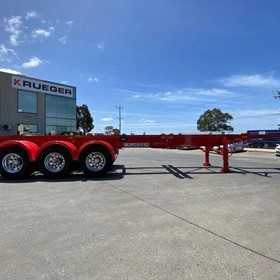 40' Skeletal Trailer C/W 12 Twist Locks