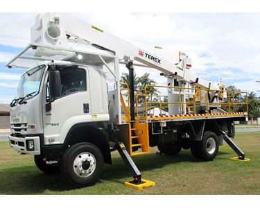 Terex - Insulated Truck Mounted EWP - TL60 - 20.3m 