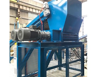 Brentwood - Industrial Shredder | AZ50HD 37kW Dual Shaft Shredder