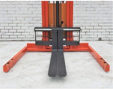 Jialift - Semi Electric Stacker Straddle Legs - SPN1025S