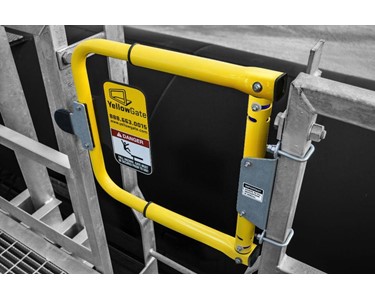 SafeRack - Adjustable Self Closing Gates/Safety Gates
