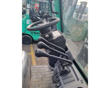 Mitsubishi - LPG Counterbalance Forklift | 2-Stage Clearview | 1.8T 