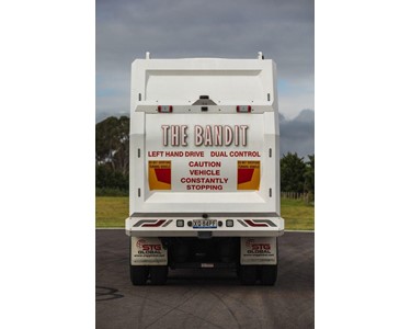 STG Global - Garbage Truck | The Bandit Side Loader Garbage Truck