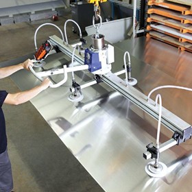 Vacuum Sheet Lifter | VacuMaster | Light Compact Lifting Device 