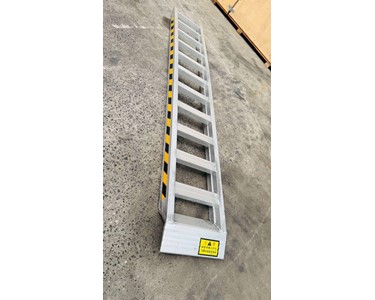 MXG - Alluminum Loading Ramps | 2600x400mm 4ton