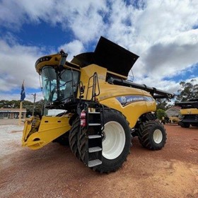 Combine Harvester | CR9.90 Revelation on Duals