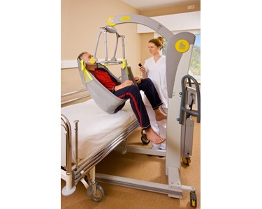 Handi Rehab - Mobile Patient Lifting Hoist with tilting spreader bar 2610 (Victor)