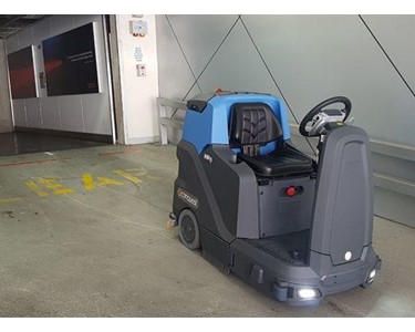 Conquest - Electric Ride-On Smart Scrubber | RENT, HIRE or BUY | MMG