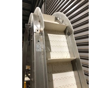 Cleated Conveyor