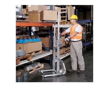 Genie - Industrial Manual Platform Lifters