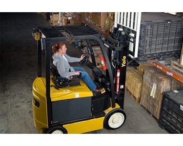 Yale - 4-Wheel Electric Counterbalanced Trucks | ERC045-070VG