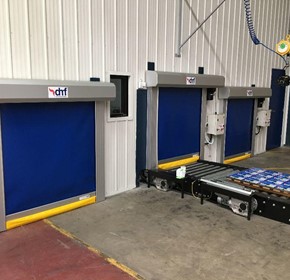 High speed doors for conveyor hatches High speed doors for conveyor hatches