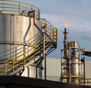 The Cost-Effectiveness of Spill Containment Pallets for Sydney’s Chemical Sector The Cost-Effectiveness of Spill Containment Pallets for Sydney’s Chemical Sector