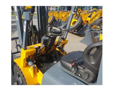 Victory - Dual Fuel Forklift Truck | VF25G 