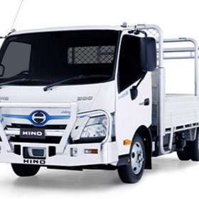 Hybrid Electric Tray Truck | Hino 300 SERIES LIGHT‑DUTY RANGE