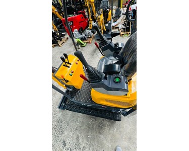 MXG - Mini Excavator XE10P Koop diesel with Swing Boom,joystick side control