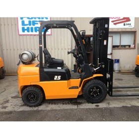 2.5 Tonne Container Mast Forklift
