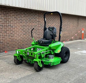 SDMS60 Ride On Electric Zero Turn Mower - Fully Refurbished