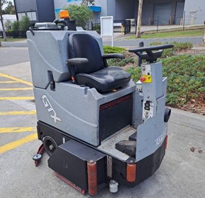 Fully Refurbished | Conquest SDS85 Ride On Floor Scrubber