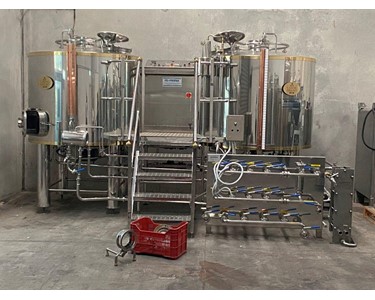 Lainox - USED: 10hL BREWERY (LAINOX “IL MASTRO BIRRAIAO”)