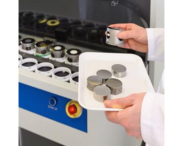 Thermo Scientific - X900 Simultaneous/Sequential XRF Spectrometer