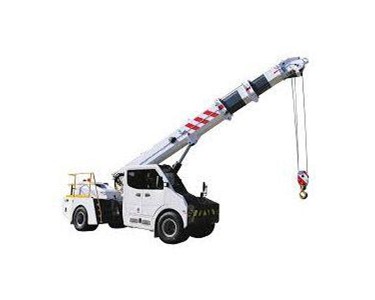 Pick and Carry Crane | TIDD PC28