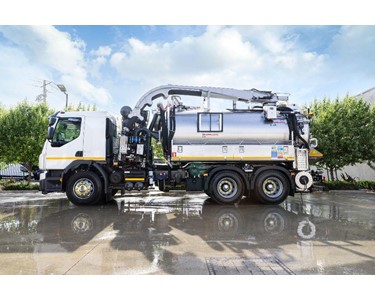 Volvo - Industrial Vacuum Truck | CAP COMBI CC 2600 HYDRO 6x4 | Cappellotto