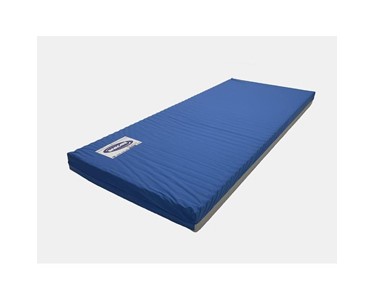 Invacare - Deluxe 3-Core Pressure Relieving Mattress With Strengthened Sides