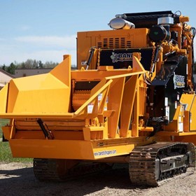1680T – 18″ Drum Horizontal Grinder