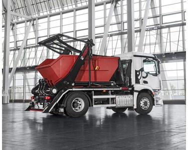 Futura 12 Skip Loader