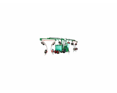 Agricultural Sprayers | 3-Row Towed Spray System (Front Mast)