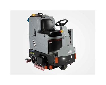 Conquest - Industrial Ride-On Scrubber | RENT, HIRE or BUY | CRZ