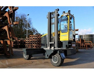  Electric Multi-directional Forklift | Combilift C-Series C5000XLE 