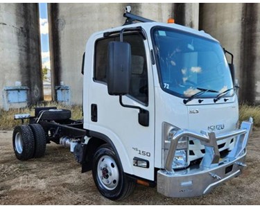 Cab & Chassis Truck | 2020 ISUZU NLS45-150 