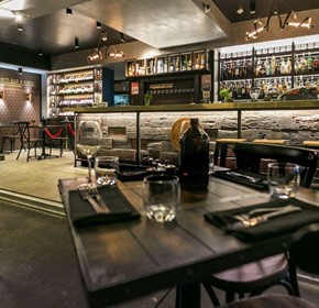 8 Reasons to choose PROTECH HOSPITALITY HUB 8 Reasons to choose PROTECH HOSPITALITY HUB