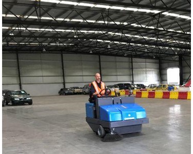 Conquest - PB120 Ride-On Sweeper | RENT, HIRE or BUY