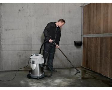 Wet & Dry Vacuum Cleaner | VL200 20 PC 220-240V 50/60HZ EU