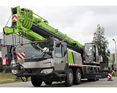 Zoomlion - Truck Crane | QY30V532.6Y