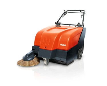 Hako - Battery Walk Behind Sweeper | Sweepmaster B800 600W