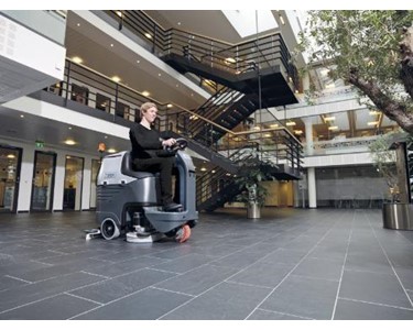 Ride On Scrubber Dryer | BR752