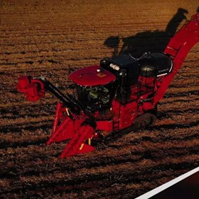 Combine Harvester 420 hp | Austoft 9000 Sugarcane 