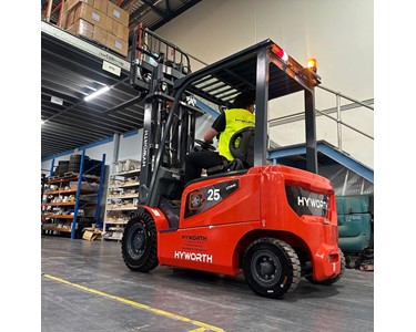 Hyworth 2.5T 4W Lithium Counterbalance - Rent To Own for $138 per week! H25BE4W48Li-2