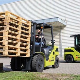 LPG Forklift 4.0 to 5.5 tonne S-Series