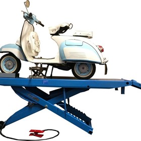 Motorcycle Hoist & Lift | 243612 Air operated motorcycle hoist 500kg