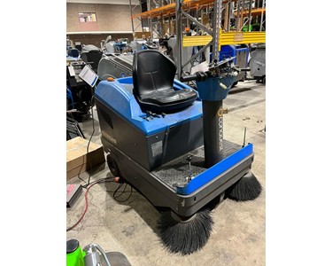 Conquest - (Pre-Owned) Industrial Ride-on Sweeper | PB106E 