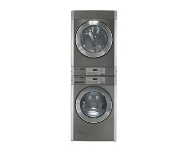 LG Electronics - Stacked Washer/Dryer | Giant C+ - Platinum