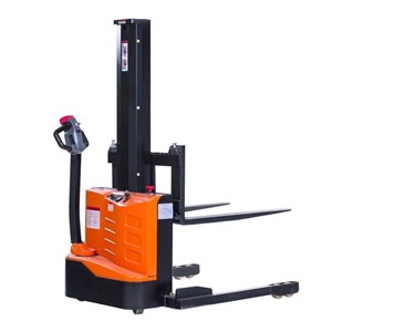 Logistec Single Mast Powered Pallet Stackers