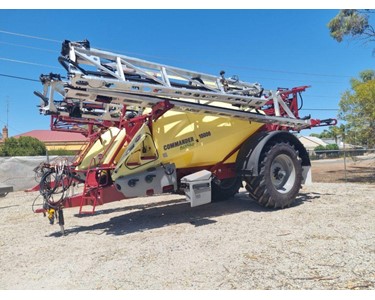 Hardi Commander 1036 Trailing Sprayer