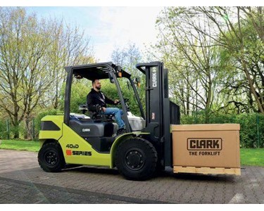 CLARK - LPG Forklift 4.0 to 5.5 tonne S-Series