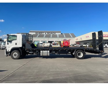 Isuzu - Beavertail Truck | FVD 170-300 AT R70